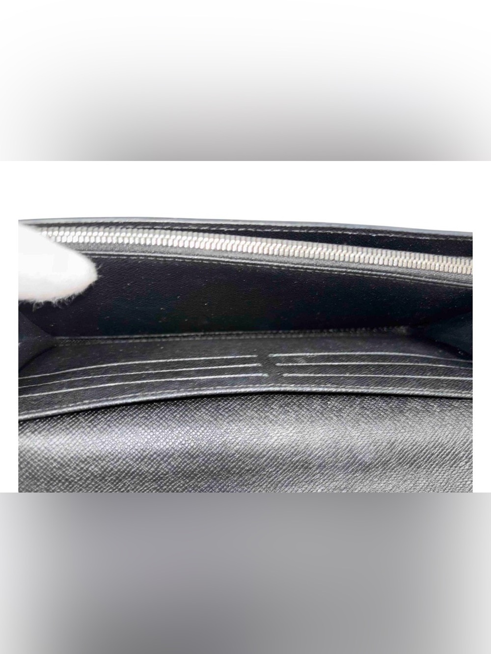 Louis Vuitton Black Epi Leather NM Sarah Wallet Authentic - Picture 4 of 4